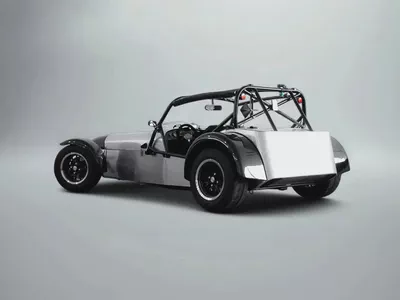 2025 Caterham 420 Race Car / Caterham Race Series inc. 14 Races + Spares Pack Racing License-1