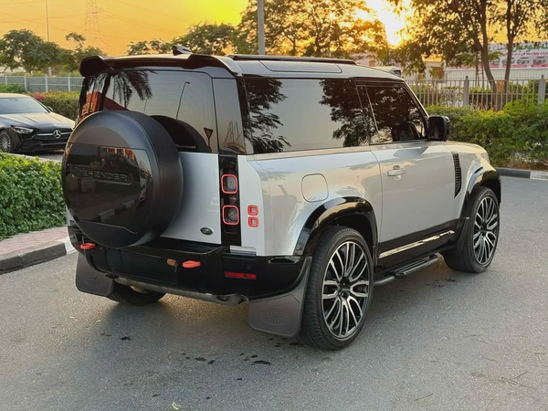 **2021**GCC SPEC KHAN EDITION LESS KM UNDER WARRANTY