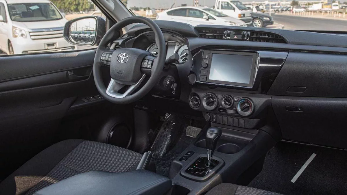 Toyota Hilux SGLX HILUX 2.4L AT DIESEL-16-0