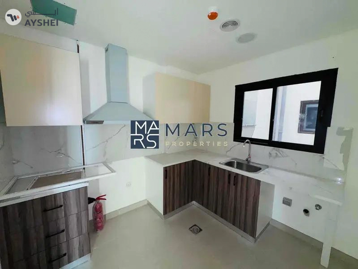 2-Bedroom Apartment with Master Bedrooms for Rent in Falah Area – Only 74k:--2-2