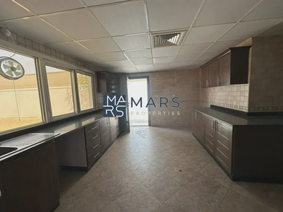 Largest layout standalone villa with majilis.-12