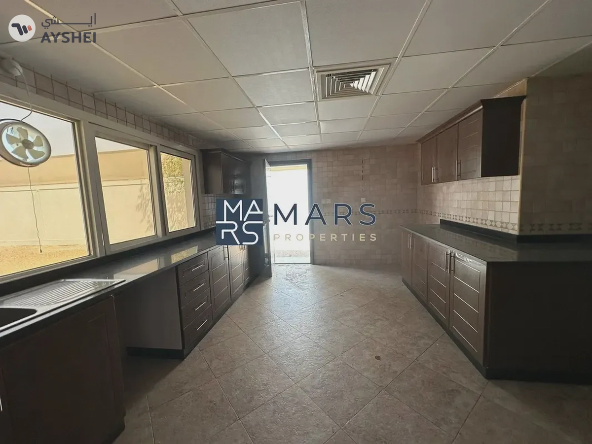 Largest layout standalone villa with majilis.-12-12