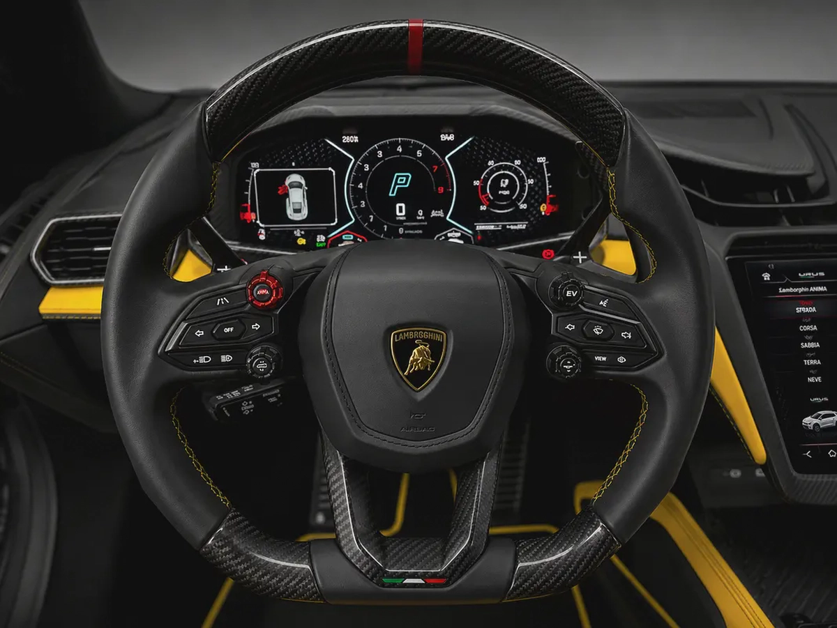 Lamborghini Revuelto-10-10