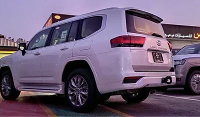 Toyota Land Cruiser VXR TOYOTA LANDCRUISER VXR WHITE-3