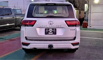 Toyota Land Cruiser VXR TOYOTA LANDCRUISER VXR WHITE-4