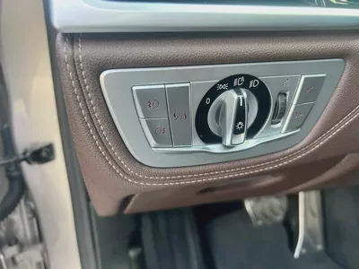 Pristine BMW 750Li Exclusive 2018 | GCC Specs | Full Service History-16