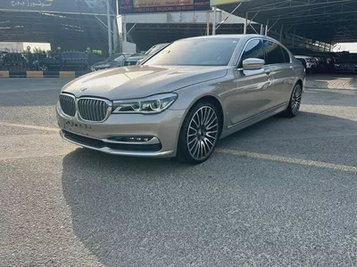 Pristine BMW 750Li Exclusive 2018 | GCC Specs | Full Service History-2