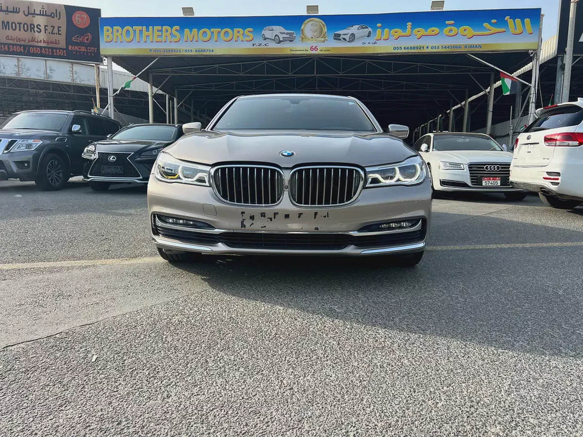 Pristine BMW 750Li Exclusive 2018 | GCC Specs | Full Service History-3-3