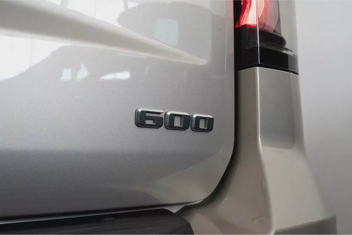 2023 CADILLAC ESCALADE 600 Sport Platinum / Full Cadillac Service History-16-16
