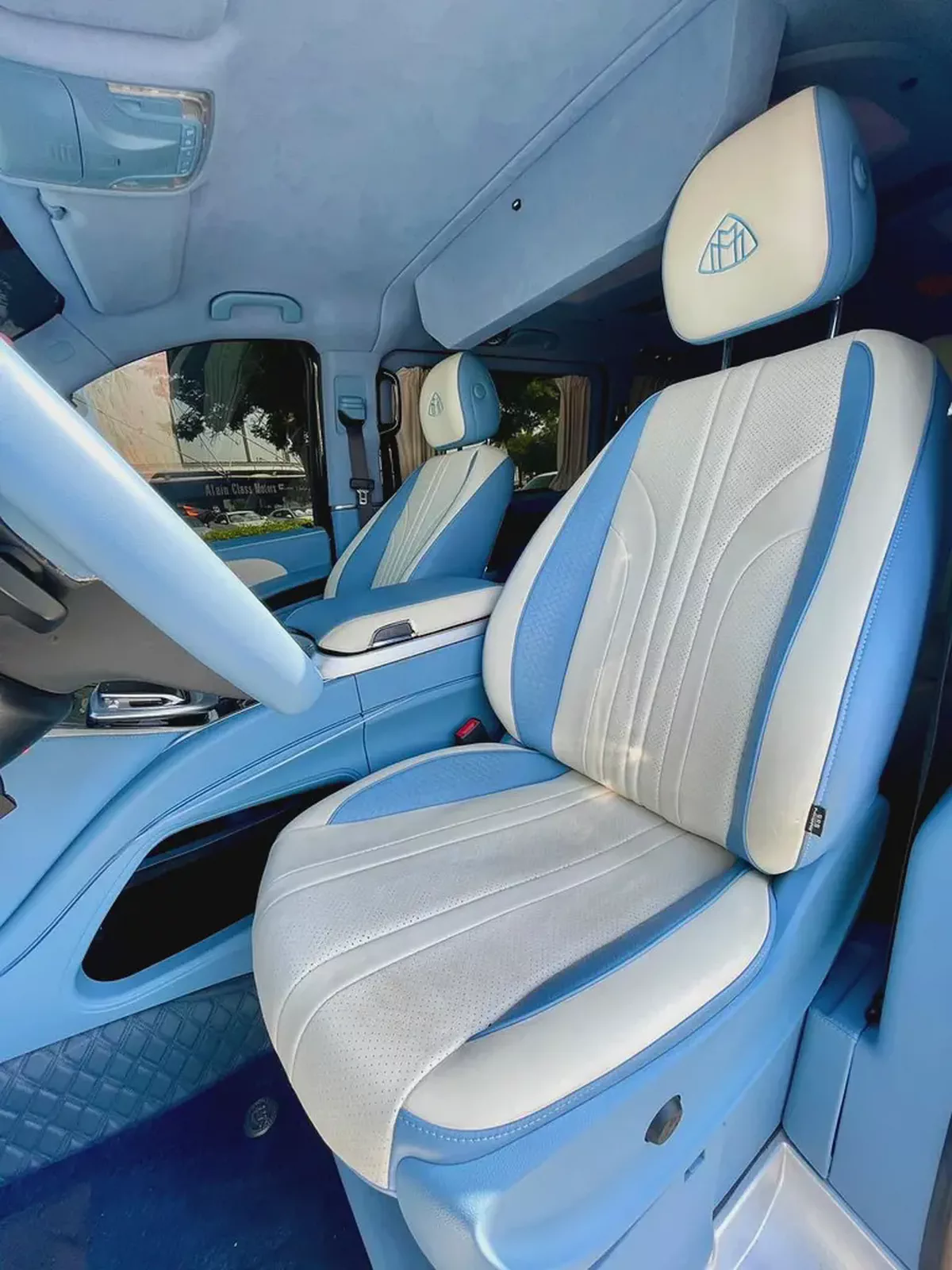 2024 Mercedes  Vip Seats-11-11