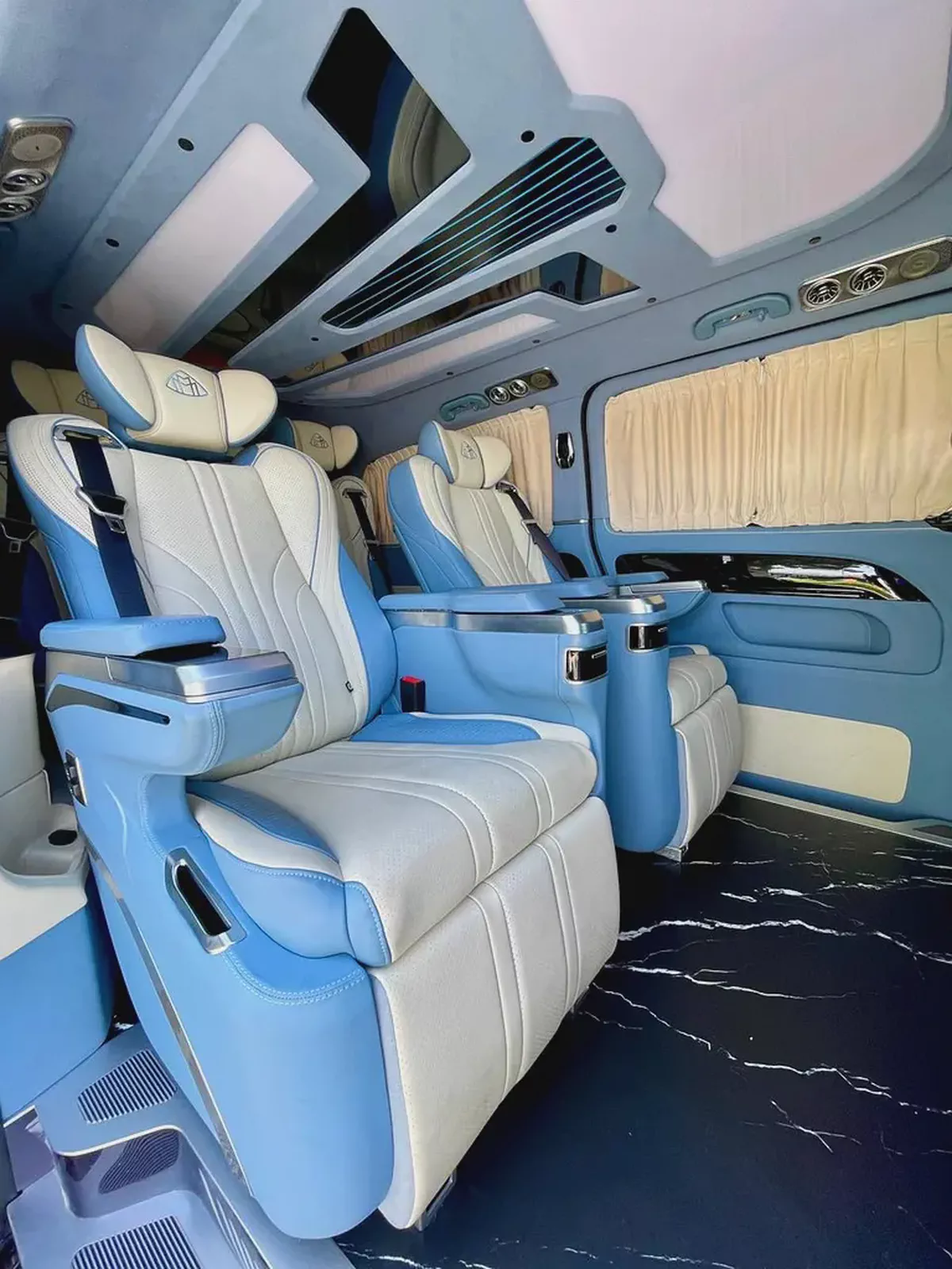 2024 Mercedes  Vip Seats-14-14