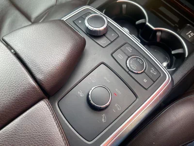 Mercedes Benz GL500 4Matic V8 GCC-19