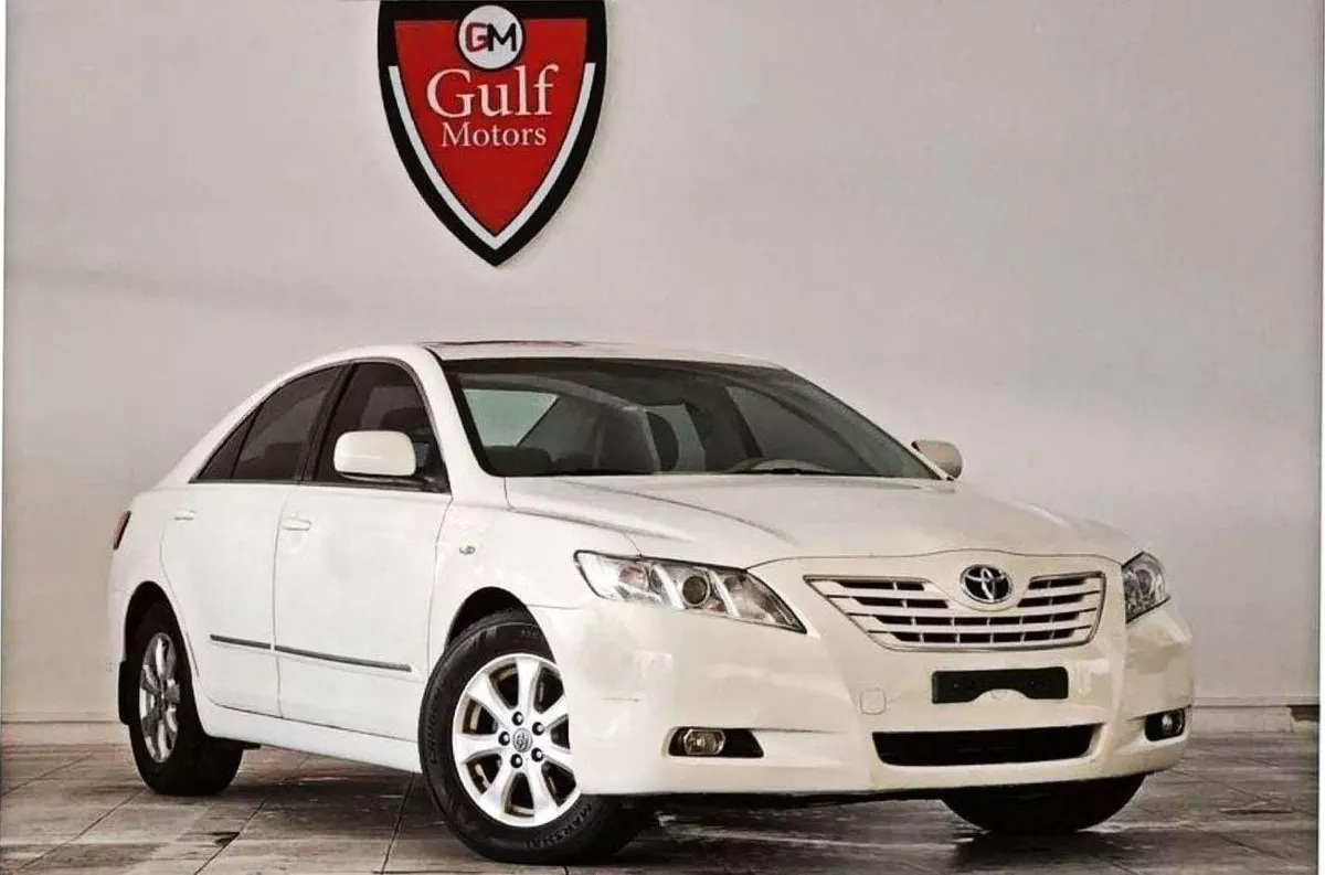 Toyota Camry GLX  2.4L - 4CYL SUNROOF PERFECT CONDITION