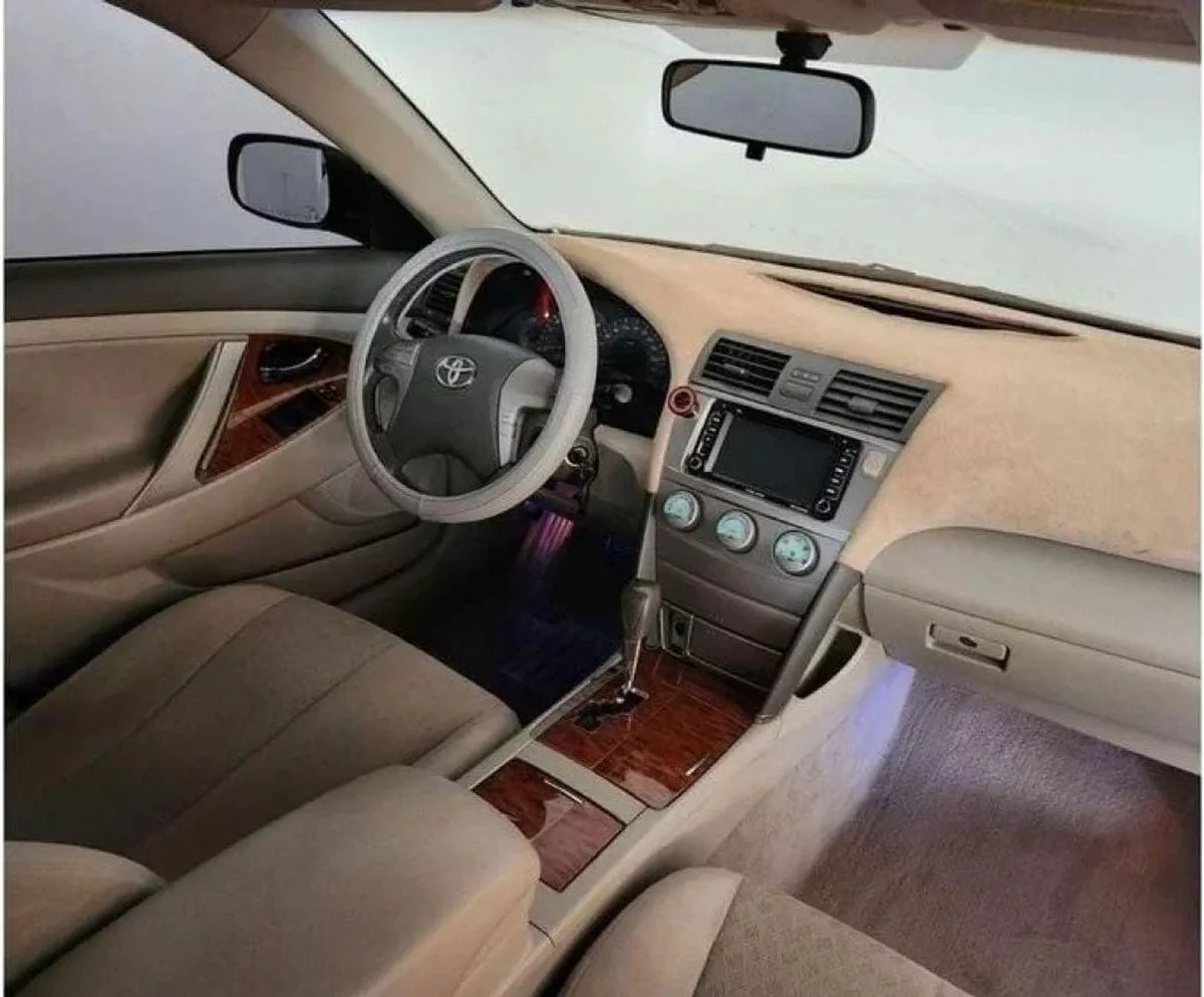 Toyota Camry GLX  2.4L - 4CYL SUNROOF PERFECT CONDITION-5-0