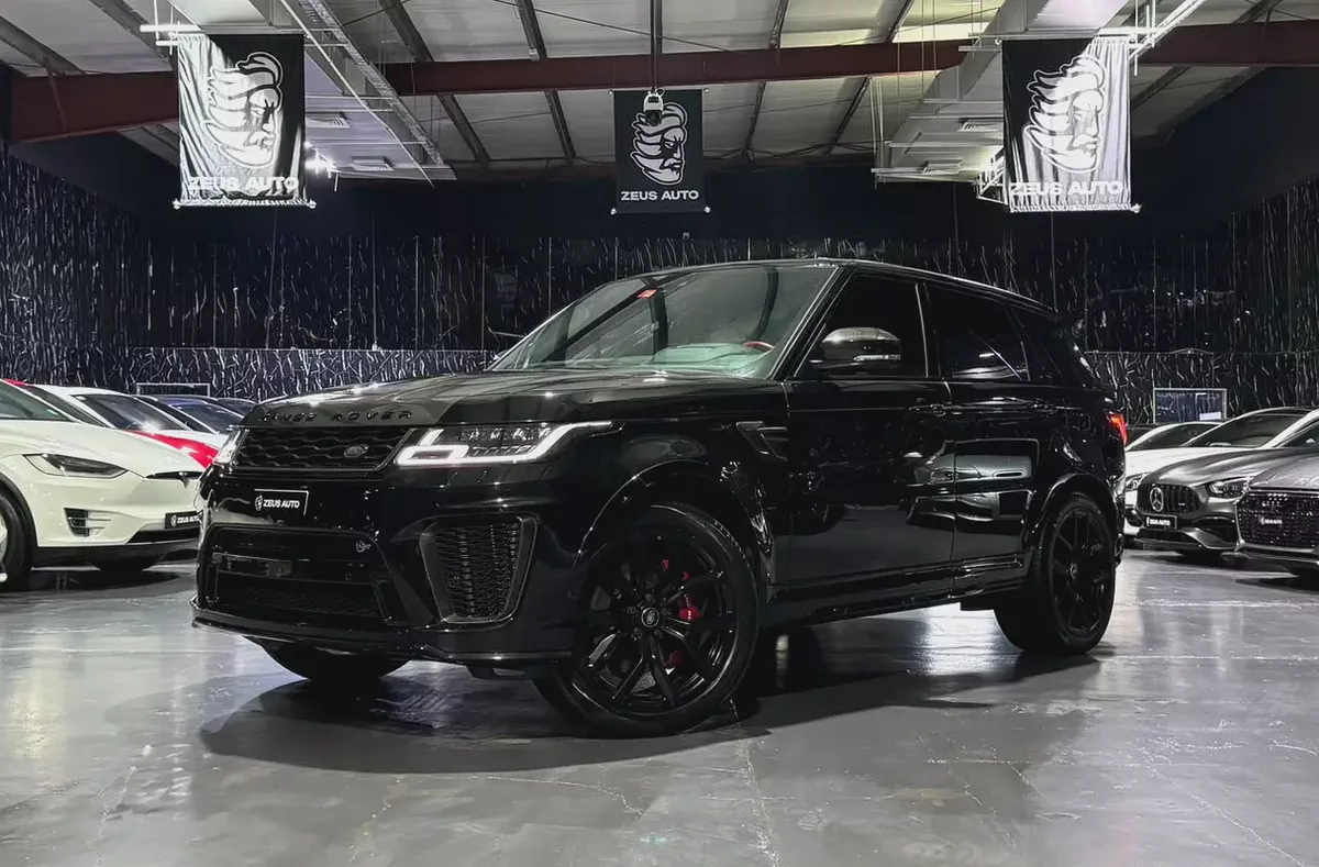 2018 Range Rover Sport SVR | GCC | Well Maintained