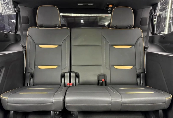 GMC Yukon 2024 GCC specs for 215,000.00 AED