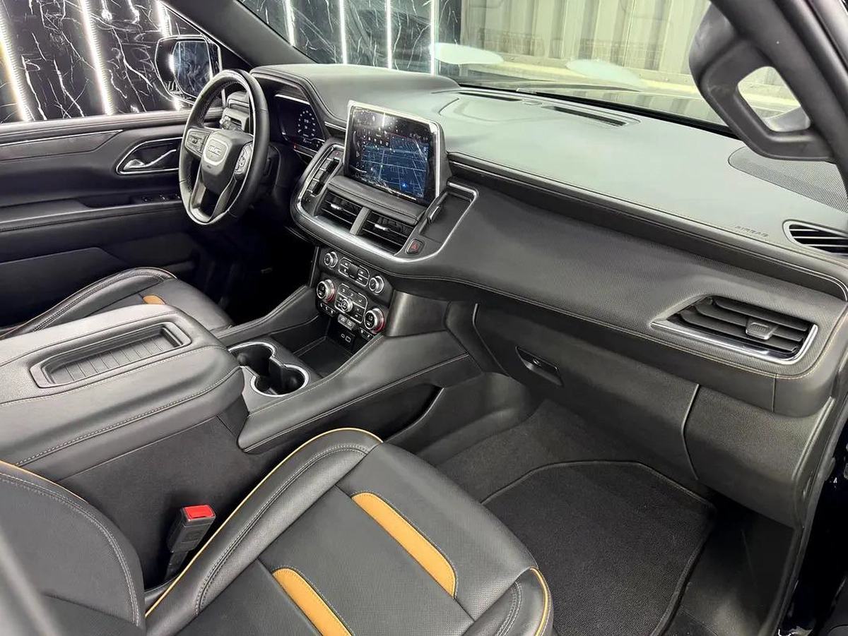 GMC Yukon 2024 GCC specs for 215,000.00 AED-16-16