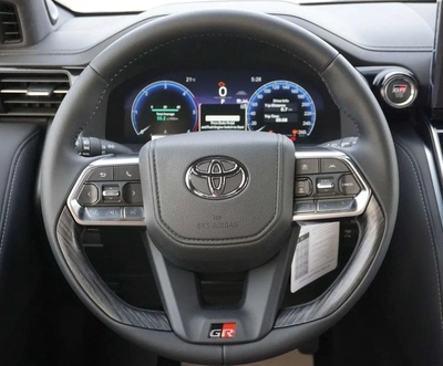 Toyota Land Cruiser GR SPORT DIESEL FULL OPTION 2026-10