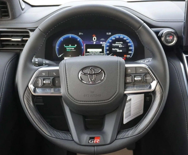 Toyota Land Cruiser GR SPORT DIESEL FULL OPTION 2026