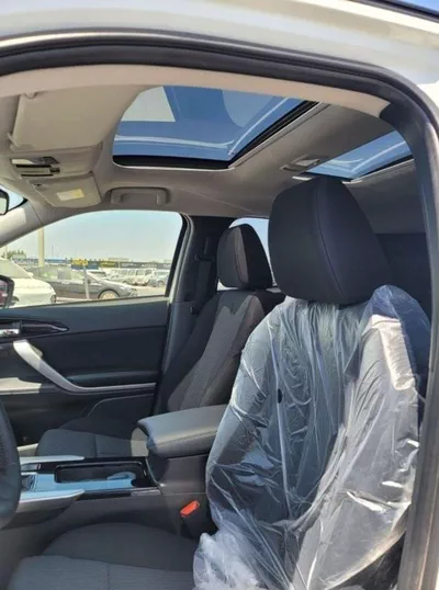 Mitsubishi Eclipse ECLIPSE CROSS-9