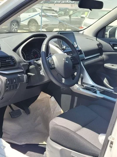 Mitsubishi Eclipse ECLIPSE CROSS-10