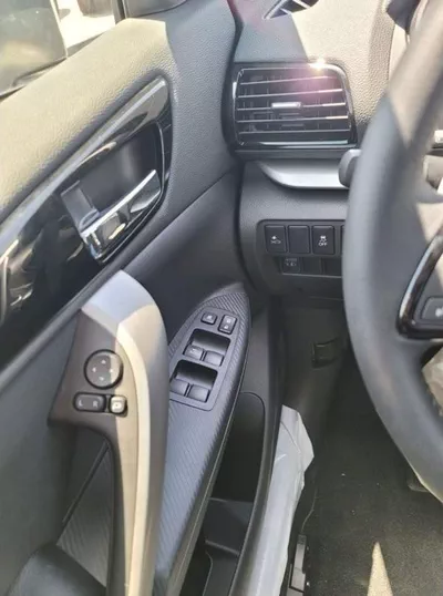 Mitsubishi Eclipse ECLIPSE CROSS-13
