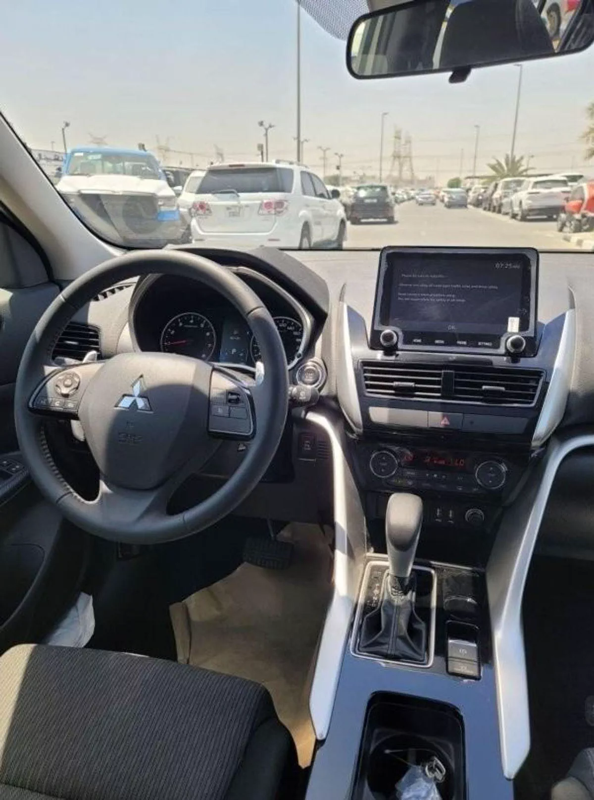 Mitsubishi Eclipse ECLIPSE CROSS-12-0
