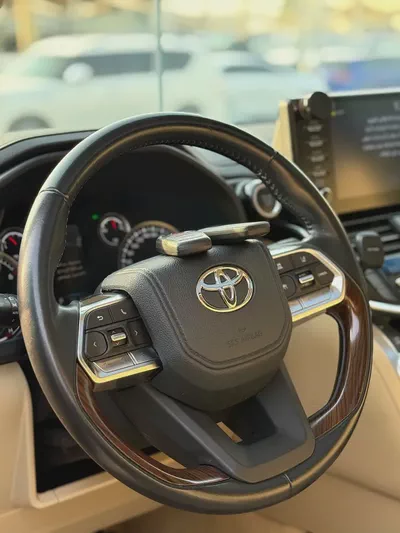 تويوتا لاند كروزر gxr بدون تربوToyota Land Cruiser GXR 2023 | GCC Specs | Pristine Condition-18