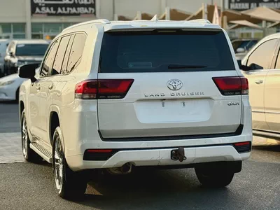 تويوتا لاند كروزر gxr بدون تربوToyota Land Cruiser GXR 2023 | GCC Specs | Pristine Condition-7