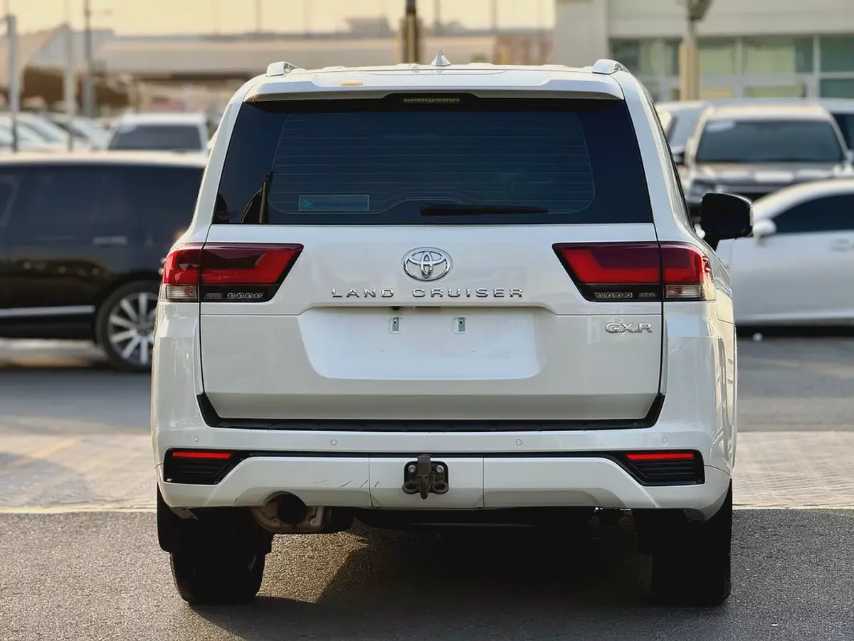 تويوتا لاند كروزر gxr بدون تربوToyota Land Cruiser GXR 2023 | GCC Specs | Pristine Condition-6-6