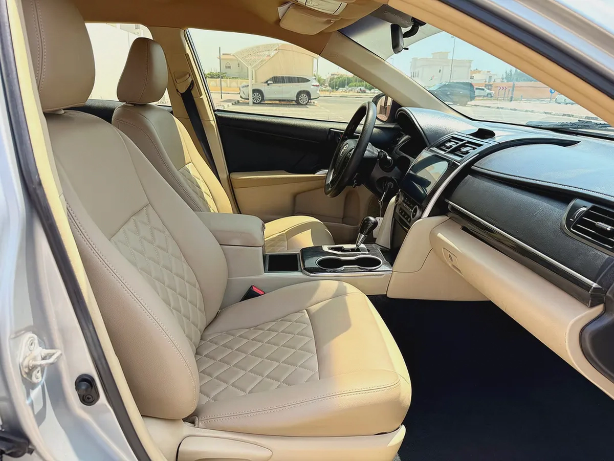 Toyota Camry GL v4 2.5 2017 Model GCC Specs In Very Good Condition