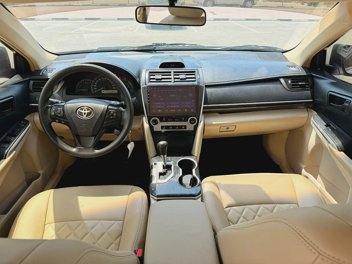 Toyota Camry GL v4 2.5 2017 Model GCC Specs In Very Good Condition