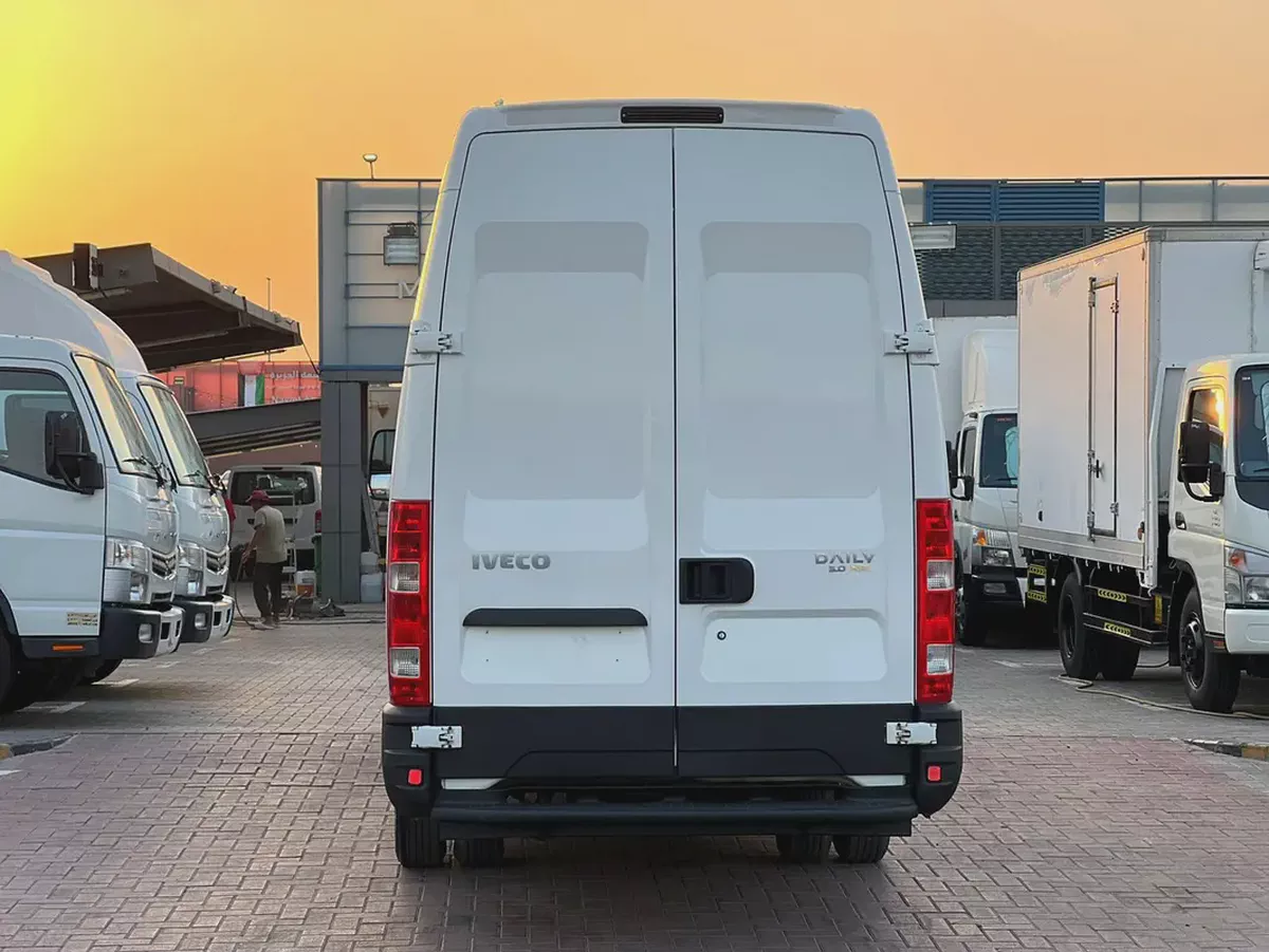 Iveco Daily Cargo Van 2012 - GCC Specs - Reliable Workhorse-4-4