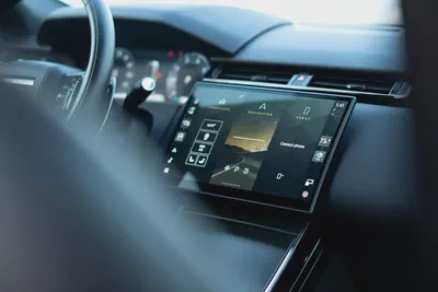 2025 Land Rover Range Rover Velar Dynamic SE – American Specs, Immaculate-10