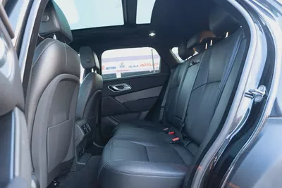 2025 Land Rover Range Rover Velar Dynamic SE – American Specs, Immaculate-19