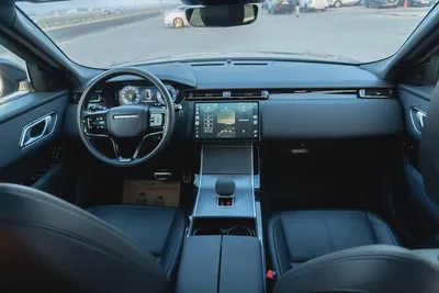 2025 Land Rover Range Rover Velar Dynamic SE – American Specs, Immaculate-6