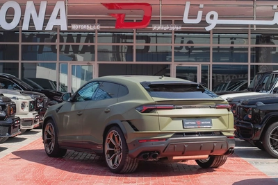 Lamborghini Urus Performante | 2024 | Full Carbon Fiber | Under Warranty-3