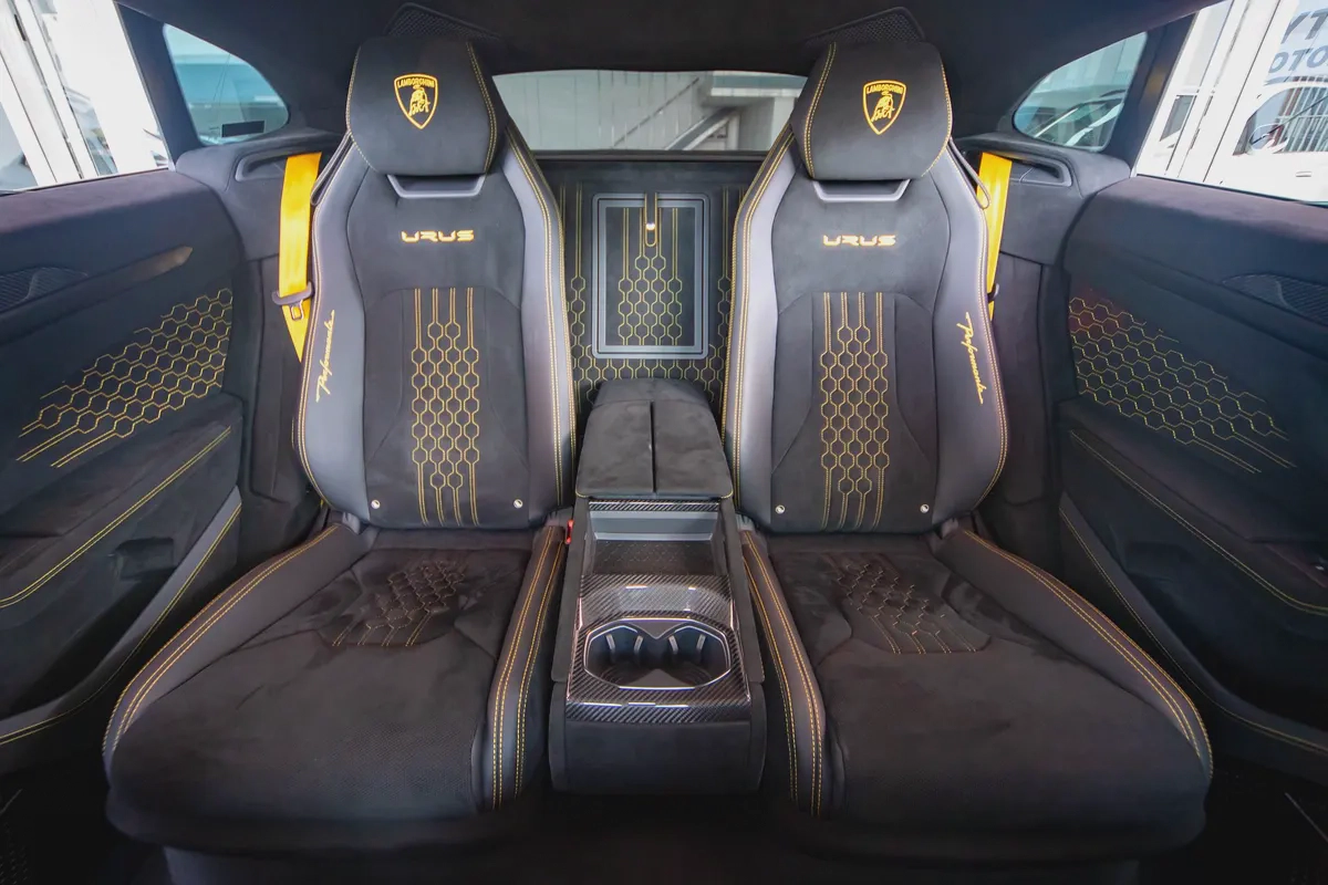 Lamborghini Urus Performante | 2024 | Full Carbon Fiber | Under Warranty-12-12