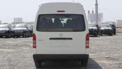 Toyota Hiace GL Hiace 2.5L High Roof Diesel old ship 2025-10