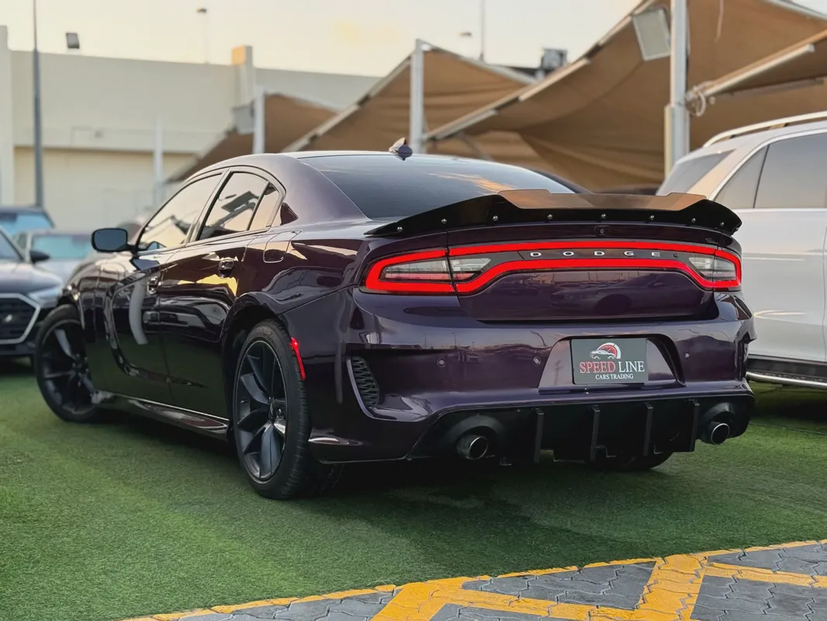 2020 Dodge Charger SXT Plus - American Specs --4-4