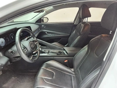 2023 Hyundai Avante - Korean Specs - Like New-7