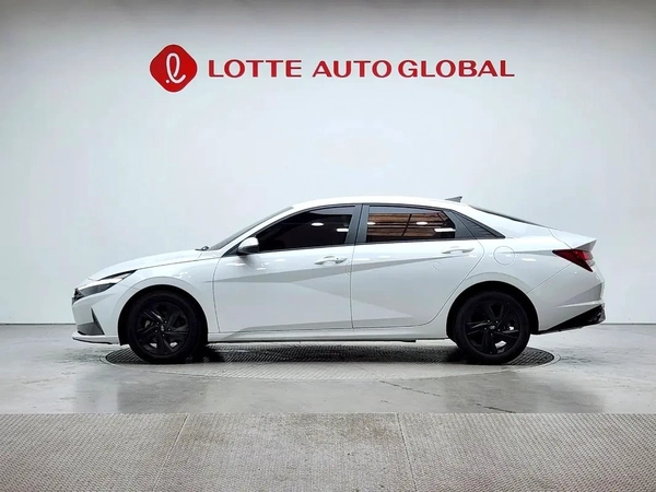 2023 Hyundai Avante - Korean Specs - Like New