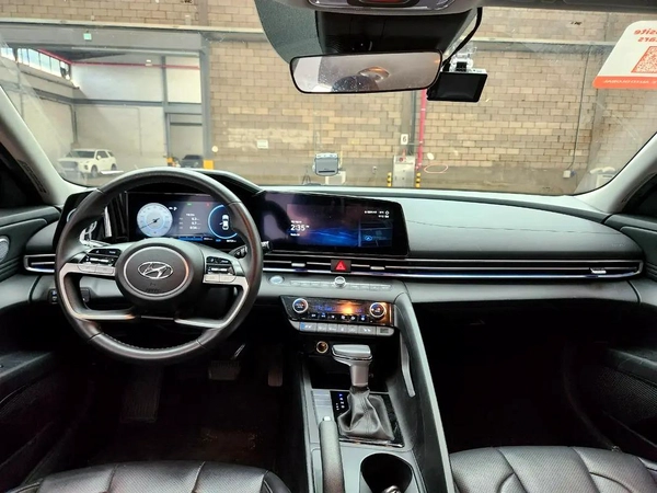 2023 Hyundai Avante - Korean Specs - Like New