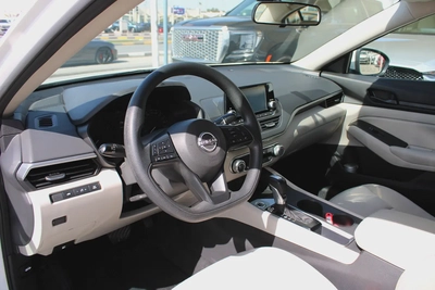 NISSAN ALTIMA GCC 2023-6