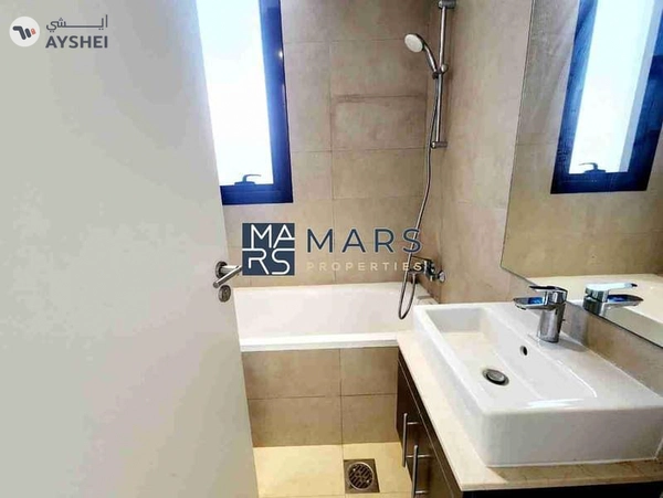 Luxury 3bhk villa available for rent:110k