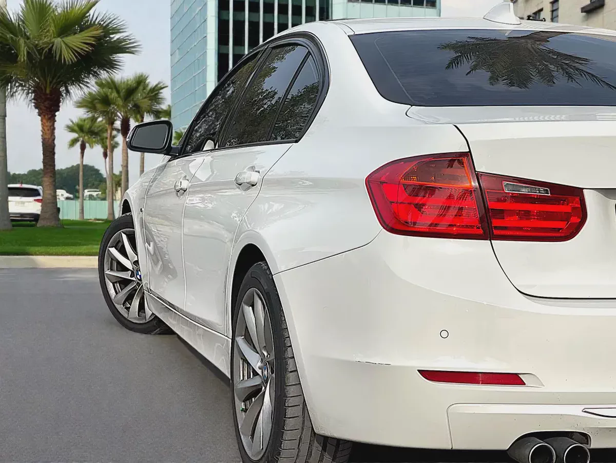 BMW | 3 SERIES |  328i Modern | ORIGINAL PAINT | FREE ACCIDENT | LOW MILEAGE-8-8