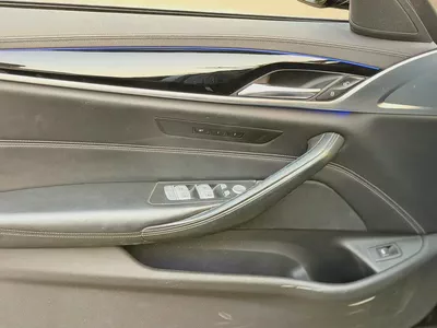 BMW 5-Series 520i 2020 - Korean Specs - Luxury Sedan-12