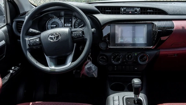 2026 Toyota Hilux SC GLX 2.8L AT Diesel (White-Red)