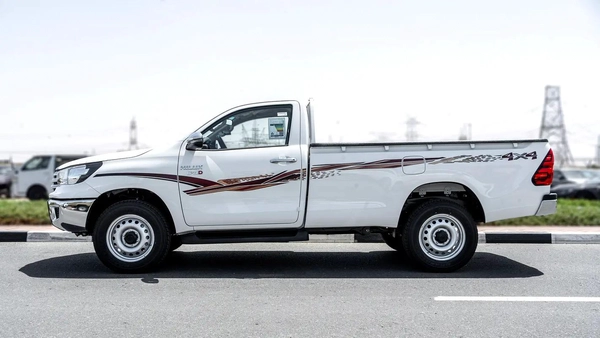 2026 Toyota Hilux SC GLX 2.8L AT Diesel (White-Red)