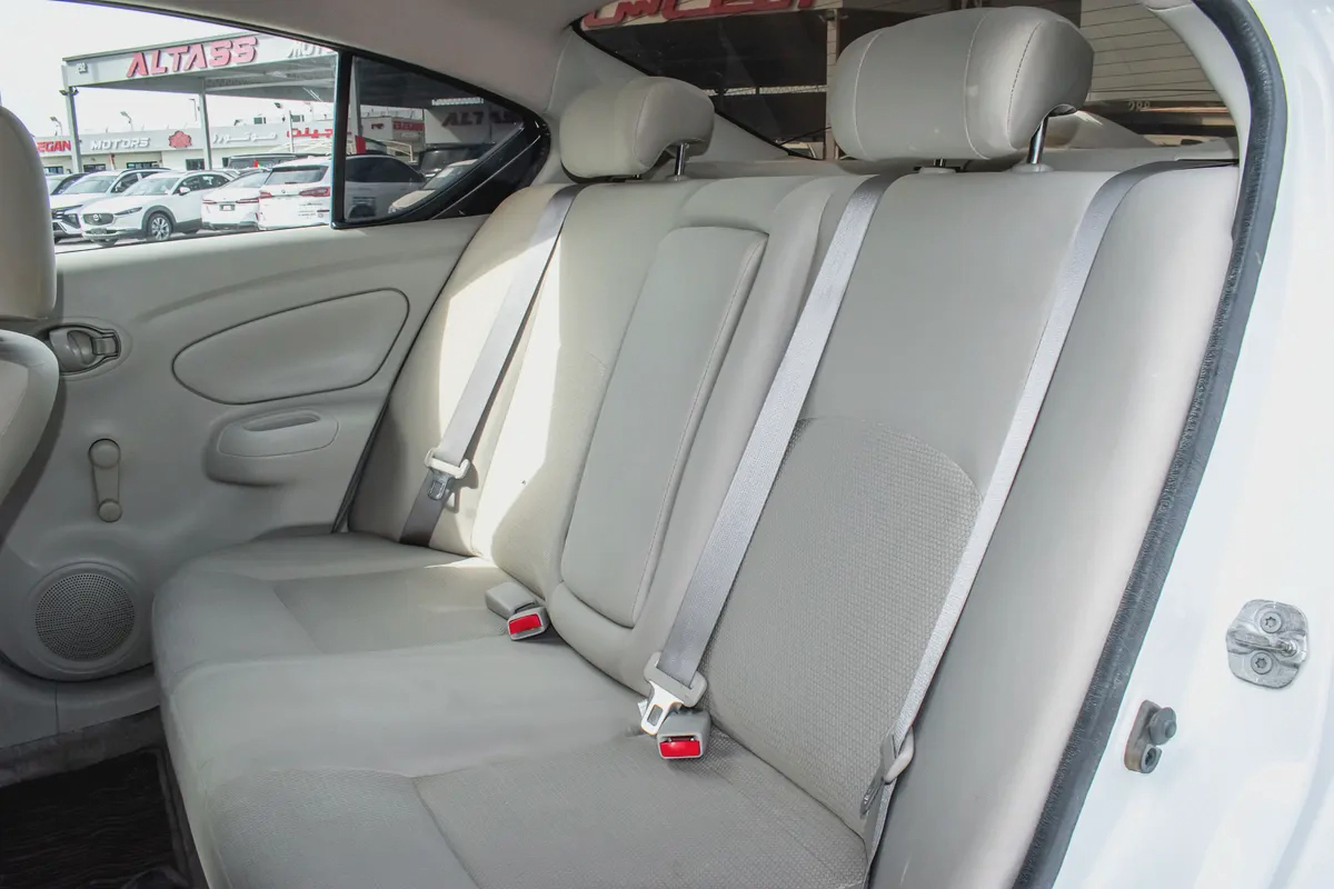 2022 - NISSAN SUNNY - GCC SPECS - EXCELLENT CONDITION - FULL SERVICE HISTORY-13-13